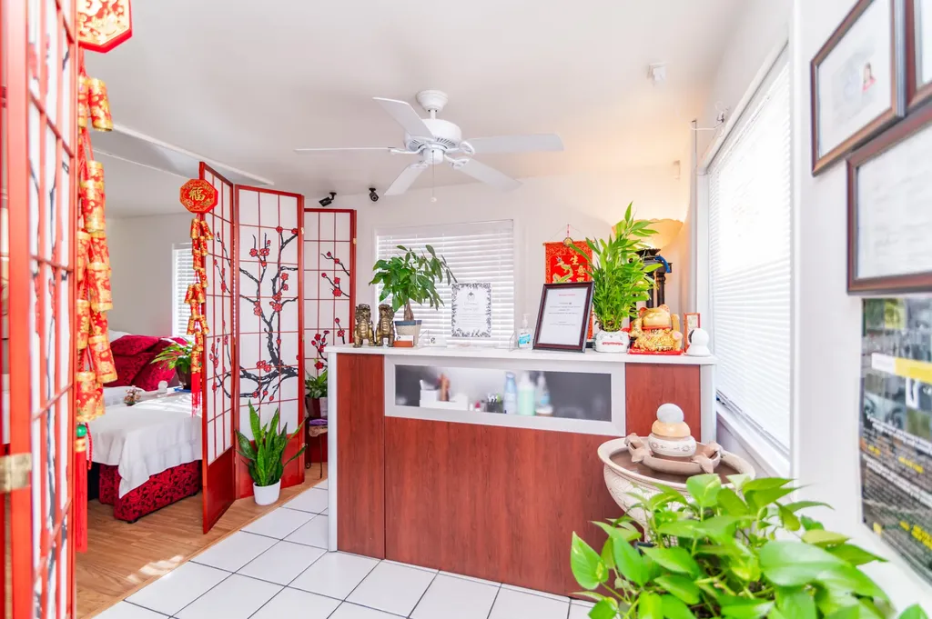 27831 S Tamiami Trail Bonita Springs FL 34134