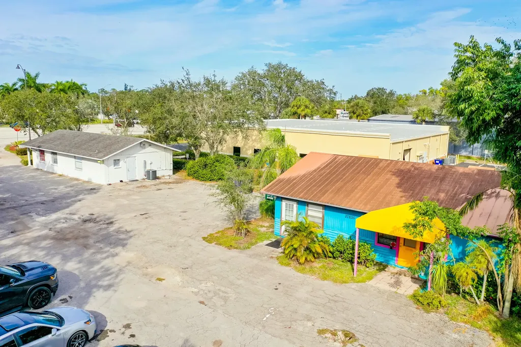 27831 S Tamiami Trail Bonita Springs FL 34134