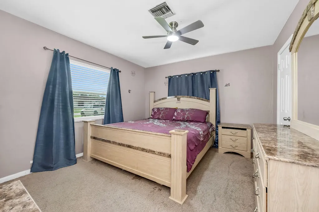 4949 22nd Place SW Naples FL 34116