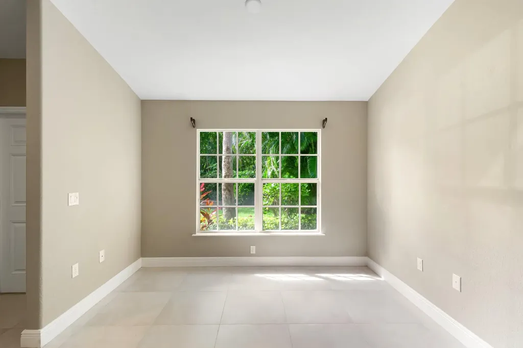 3555 Avion Woods Court Naples FL 34104