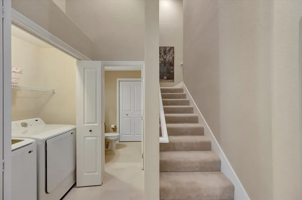 3555 Avion Woods Court Naples FL 34104