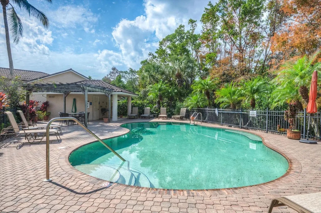 3555 Avion Woods Court Naples FL 34104