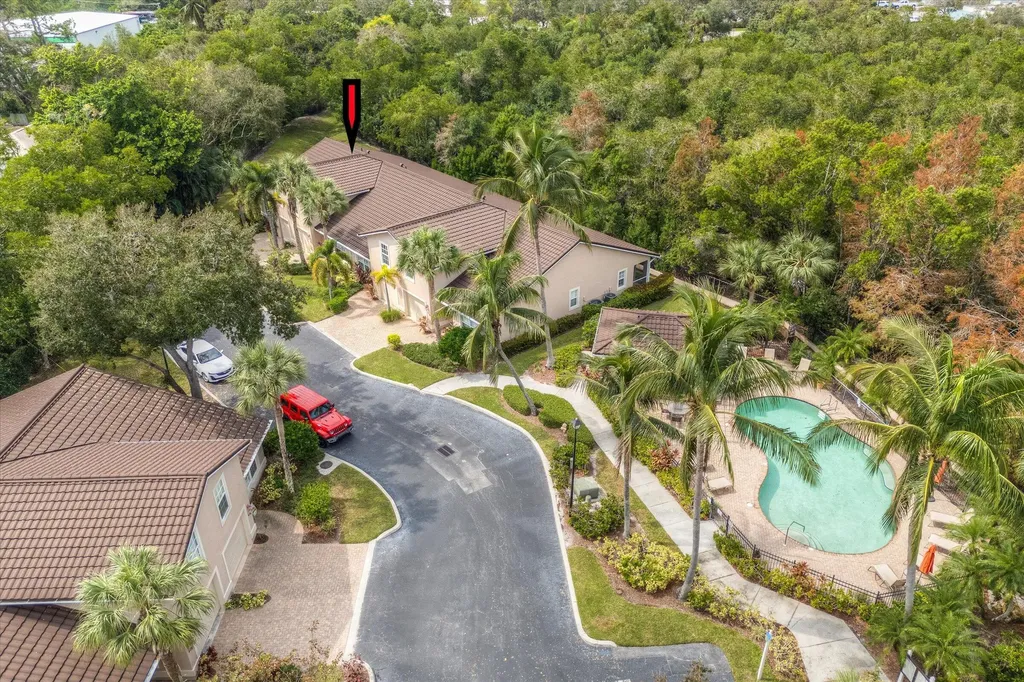 3555 Avion Woods Court Naples FL 34104