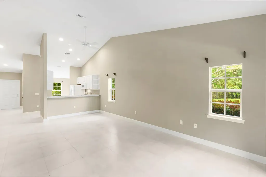 3555 Avion Woods Court Naples FL 34104