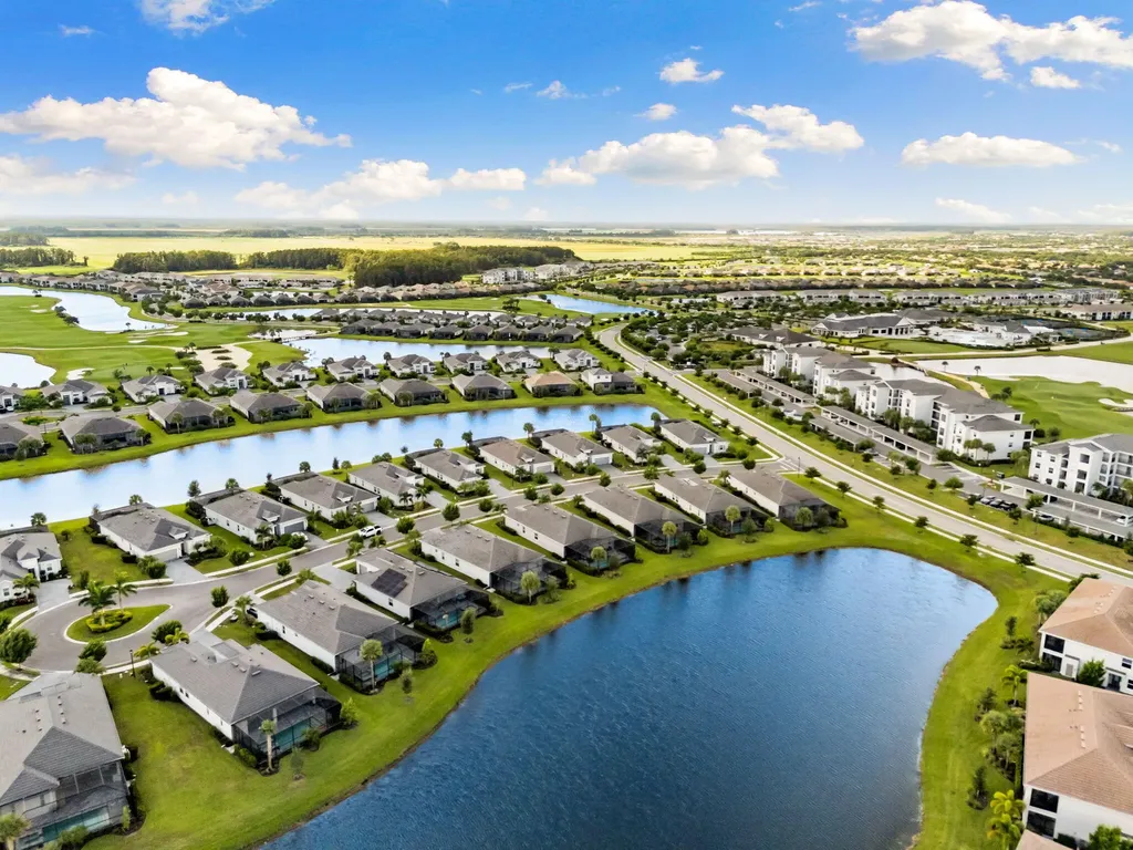 5789 Kingston Place Ave Maria FL 34142