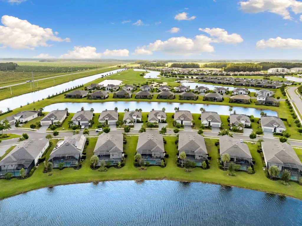 5789 Kingston Place Ave Maria FL 34142