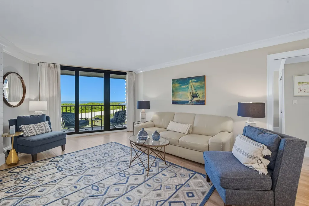 260 Seaview Court Marco Island FL 34145