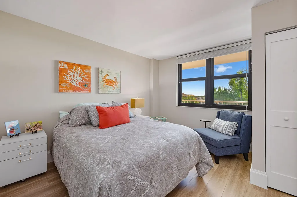 260 Seaview Court Marco Island FL 34145