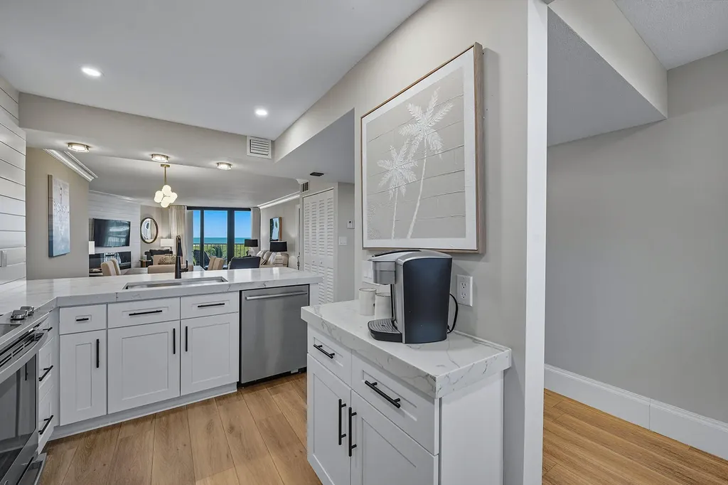 260 Seaview Court Marco Island FL 34145