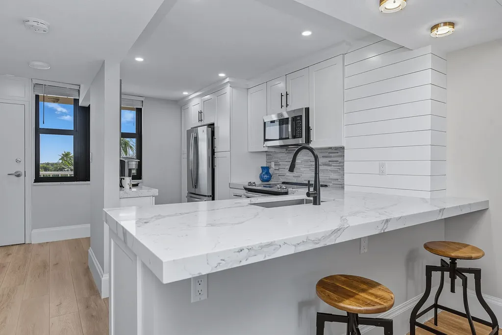 260 Seaview Court Marco Island FL 34145