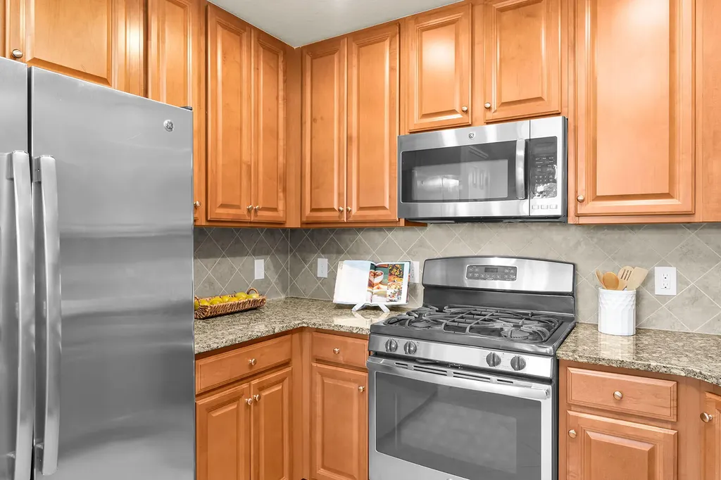 3165 Aviamar Circle Naples FL 34114