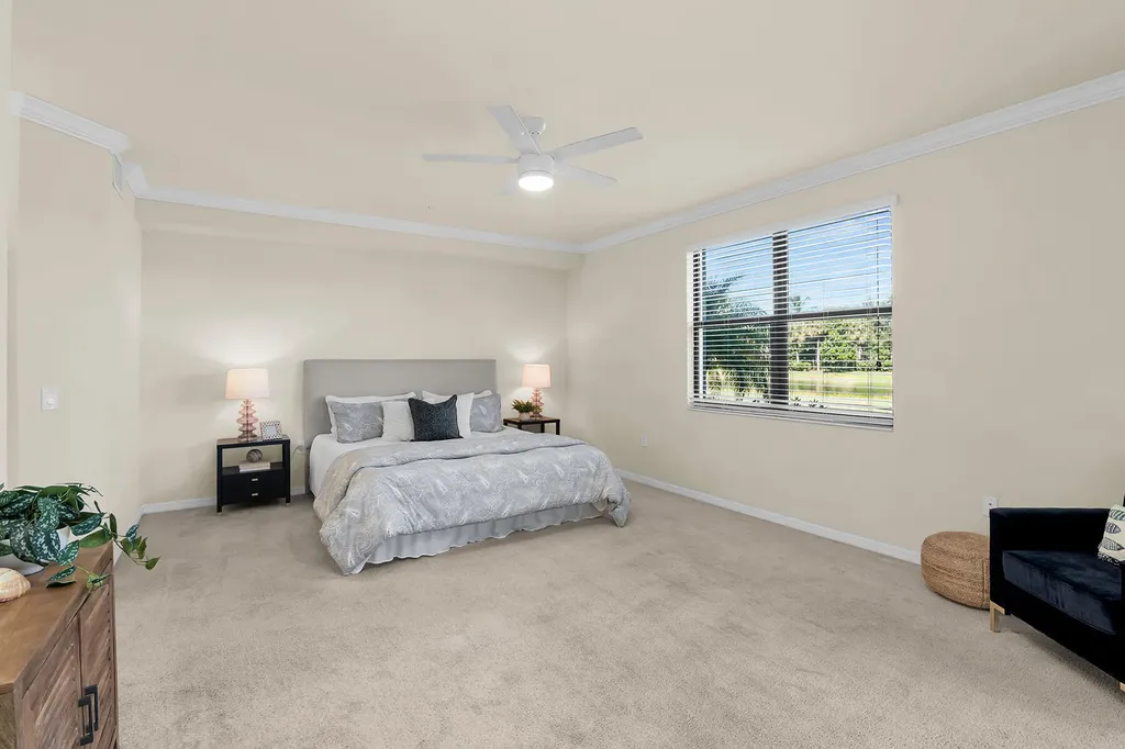 3165 Aviamar Circle Naples FL 34114