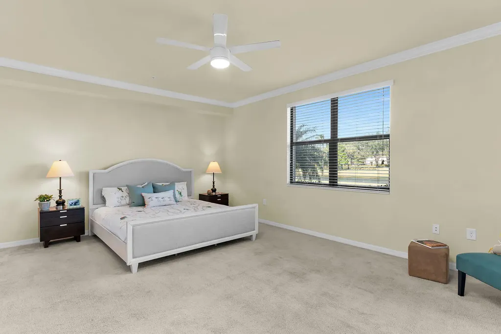 3165 Aviamar Circle Naples FL 34114