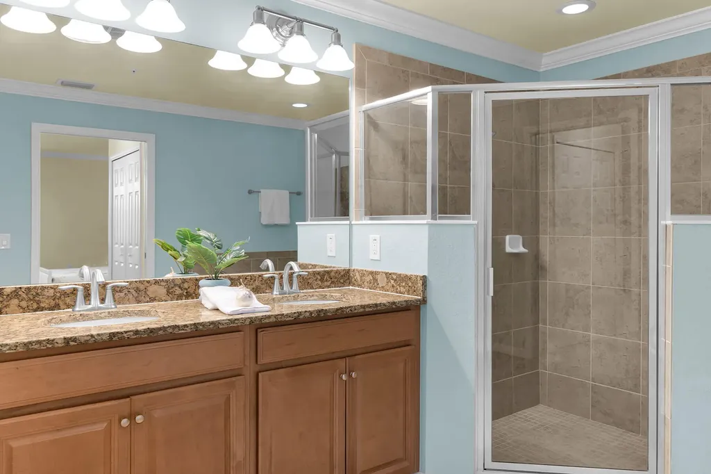 3165 Aviamar Circle Naples FL 34114