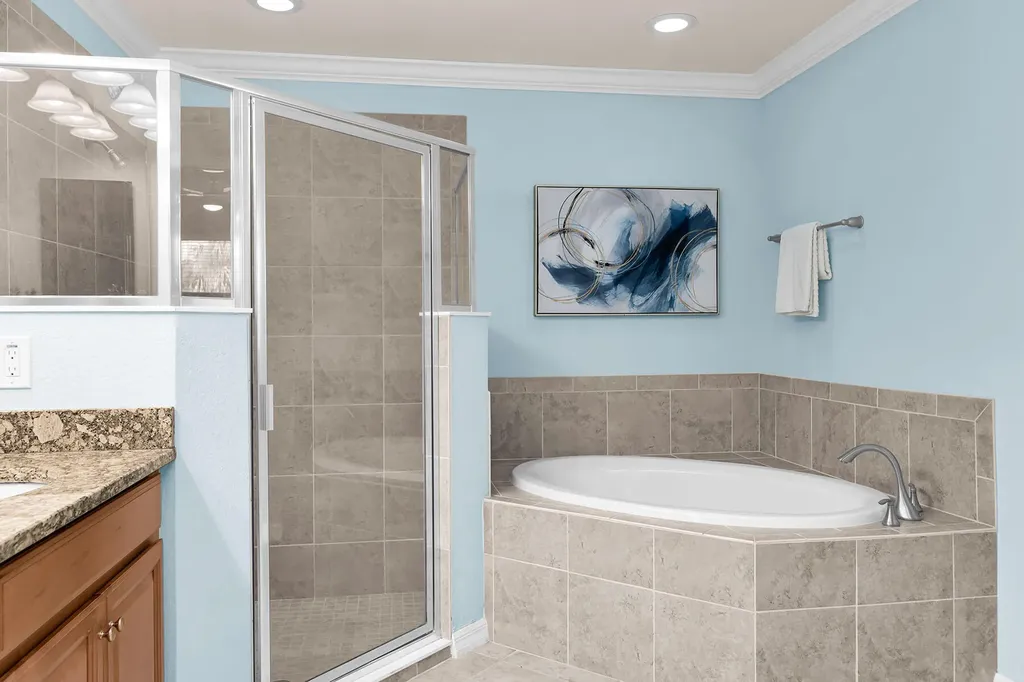 3165 Aviamar Circle Naples FL 34114