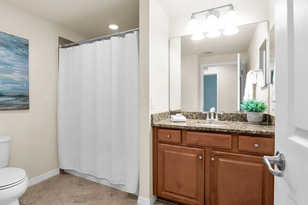 3165 Aviamar Circle Naples FL 34114