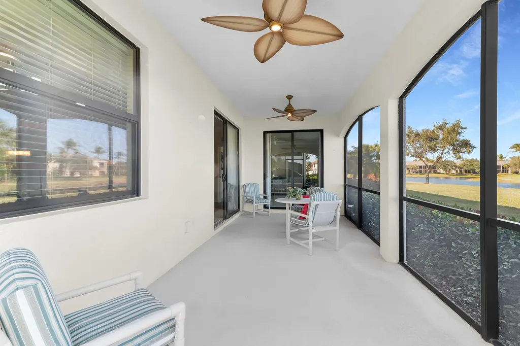 3165 Aviamar Circle Naples FL 34114