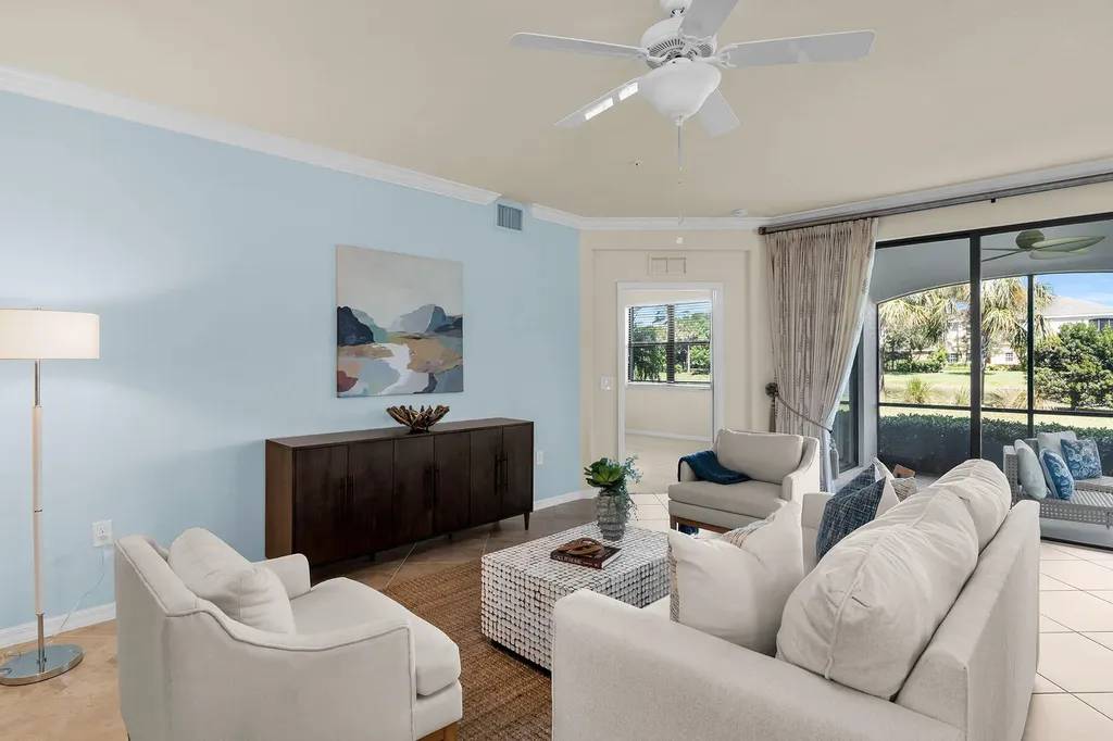 3165 Aviamar Circle Naples FL 34114