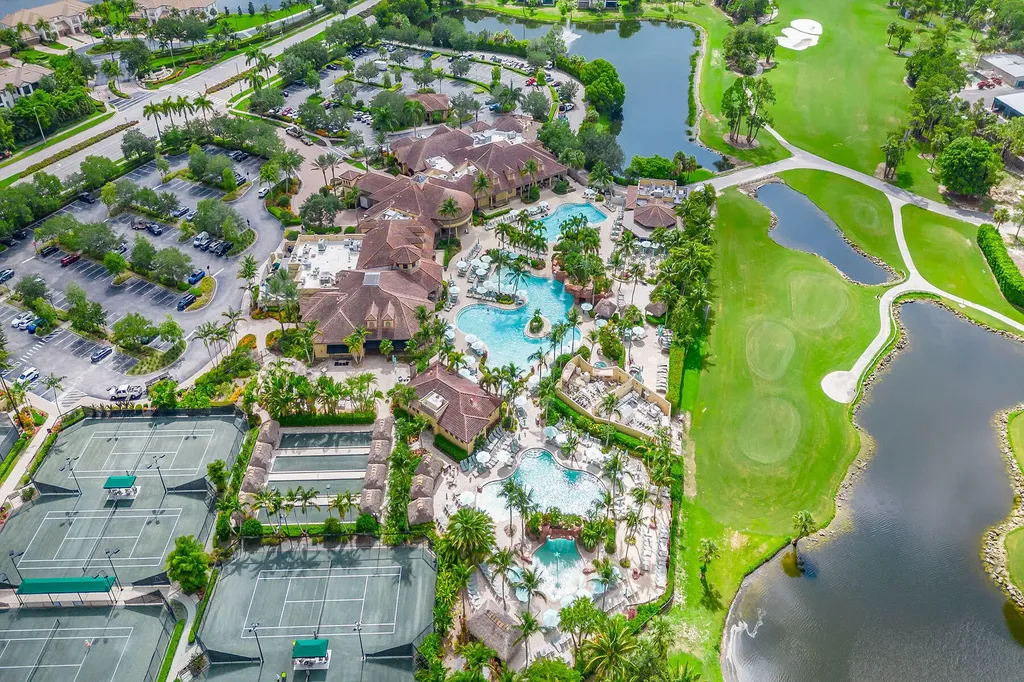 7976 Cordoba Place Naples FL 34113