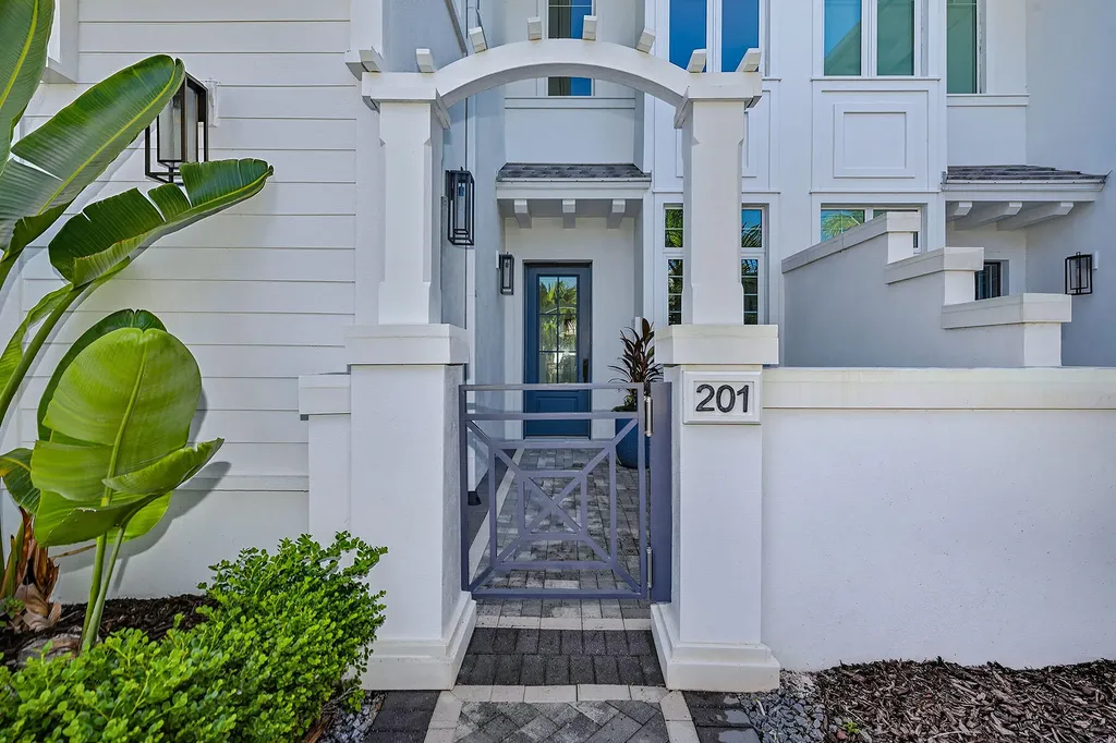 3290 Dorado Lane Naples FL 34114