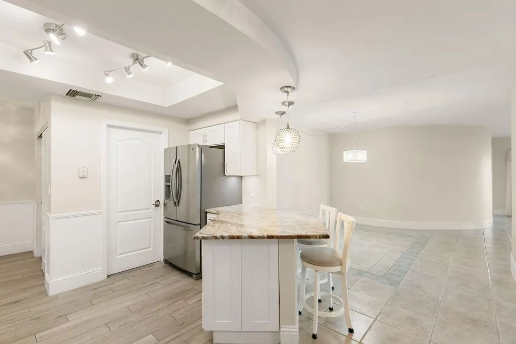 961 Collier Court Marco Island FL 34145