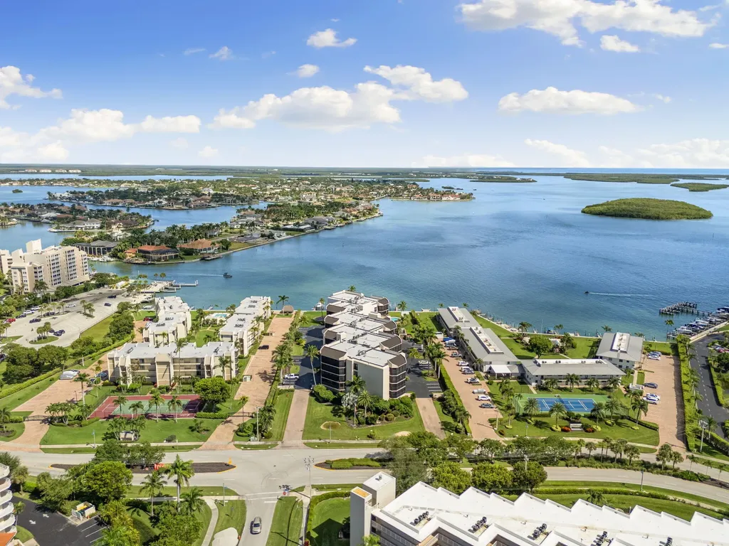 961 Collier Court Marco Island FL 34145