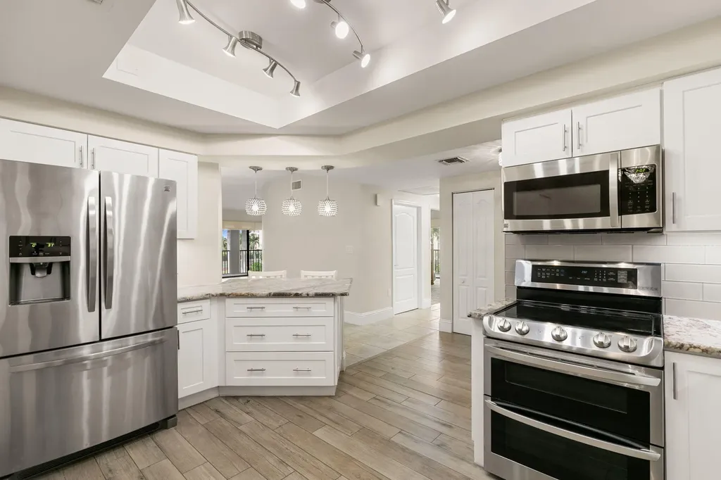 961 Collier Court Marco Island FL 34145