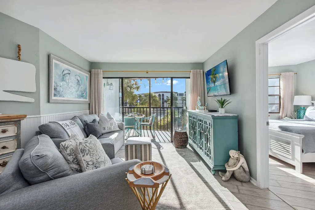 1031 Anglers Cove Marco Island FL 34145