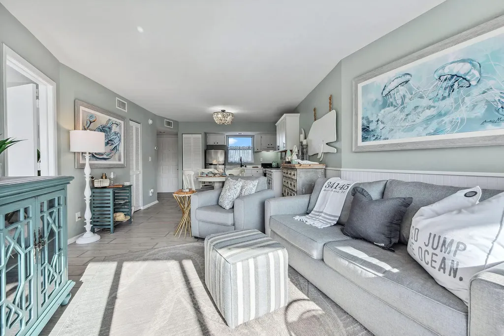 1031 Anglers Cove Marco Island FL 34145