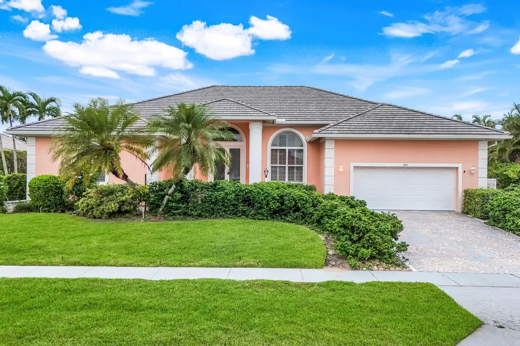 742 Orchid Court Marco Island FL 34145