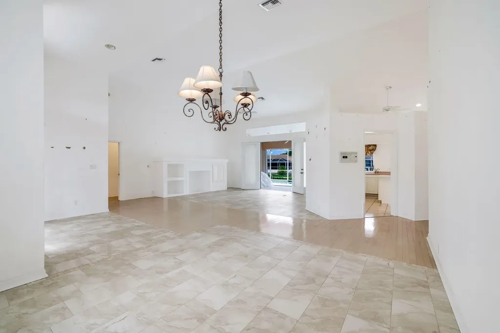 742 Orchid Court Marco Island FL 34145