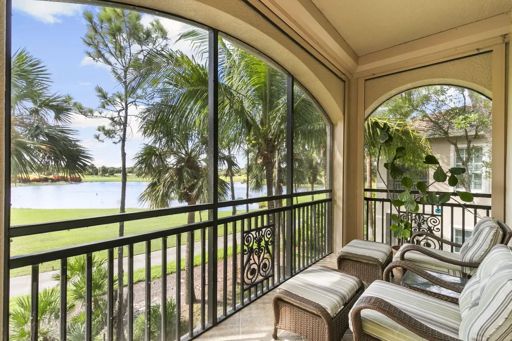 8961 Cherry Oaks Trail Naples FL 34114