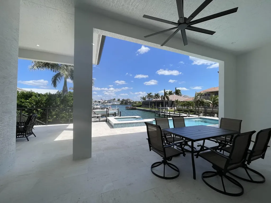 211 Landmark Street Marco Island FL 34145