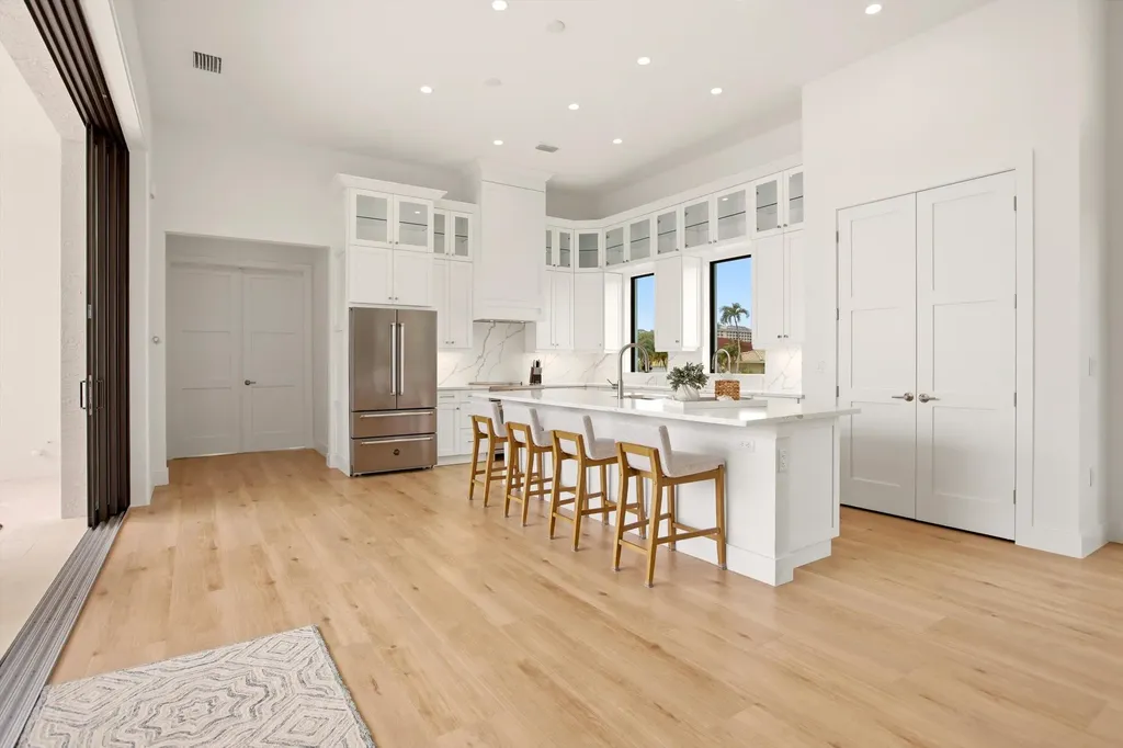 211 Landmark Street Marco Island FL 34145