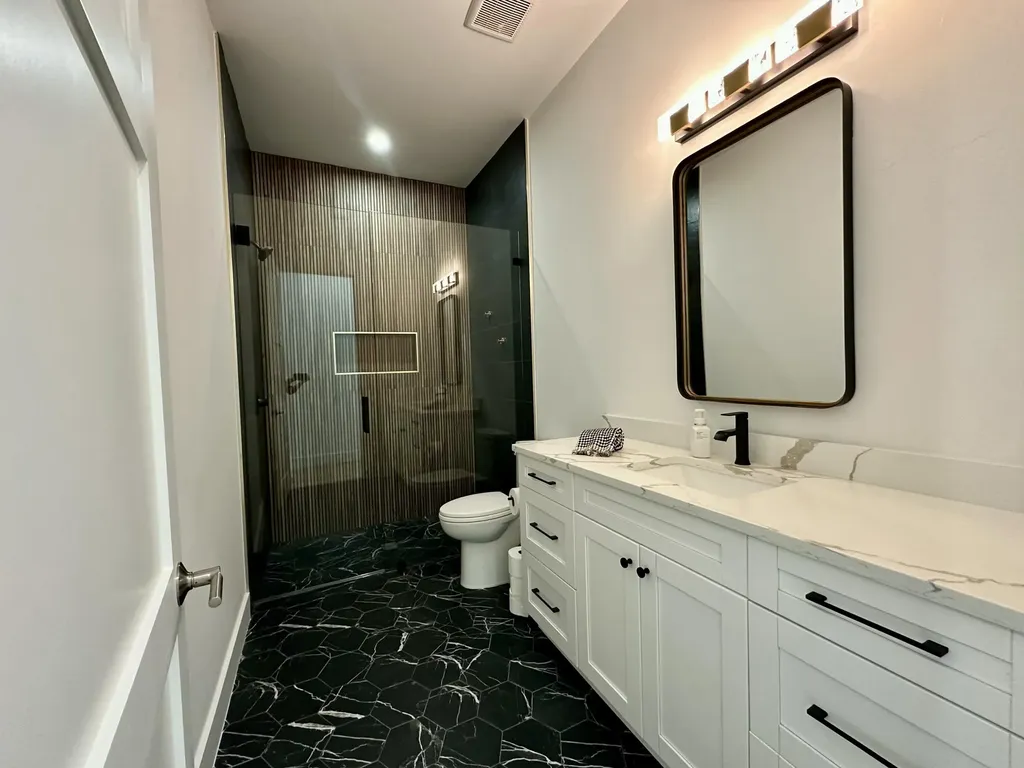 211 Landmark Street Marco Island FL 34145