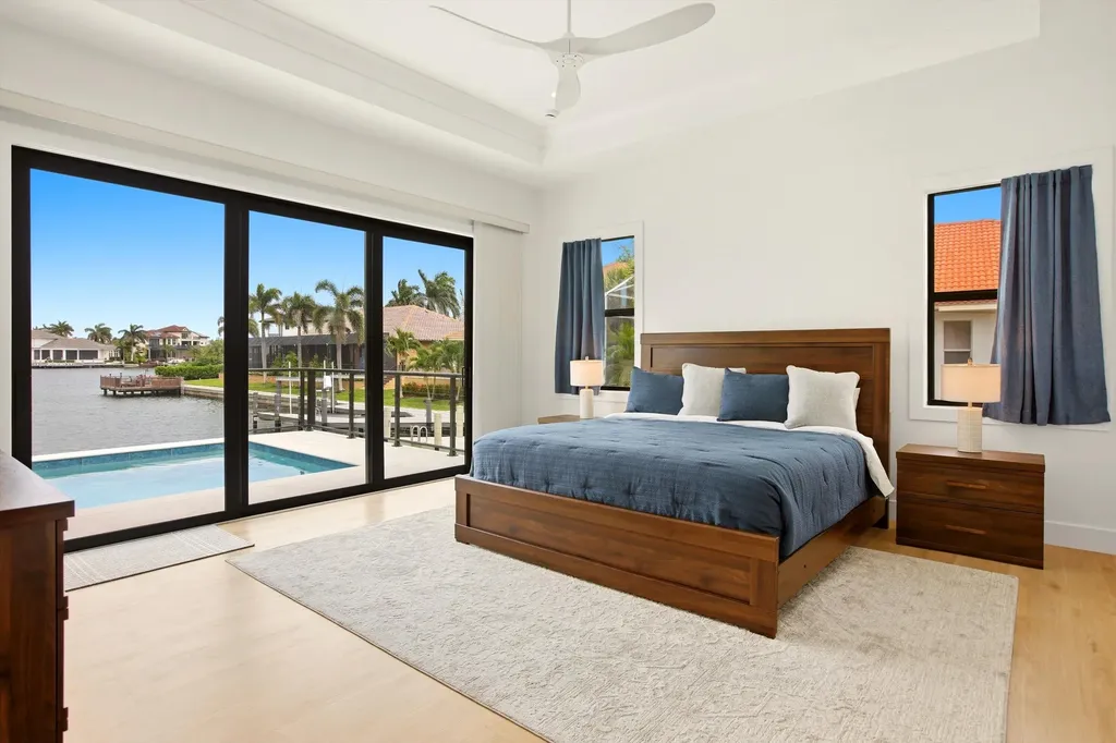 211 Landmark Street Marco Island FL 34145