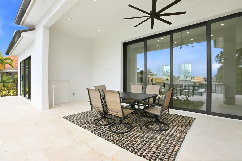 211 Landmark Street Marco Island FL 34145