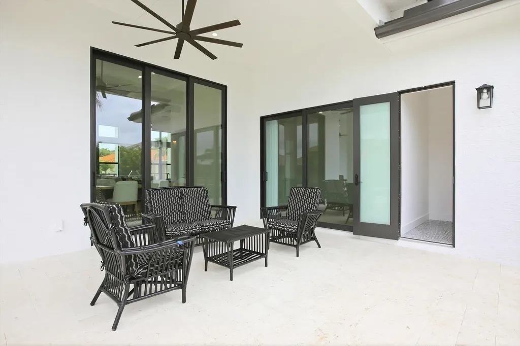 211 Landmark Street Marco Island FL 34145