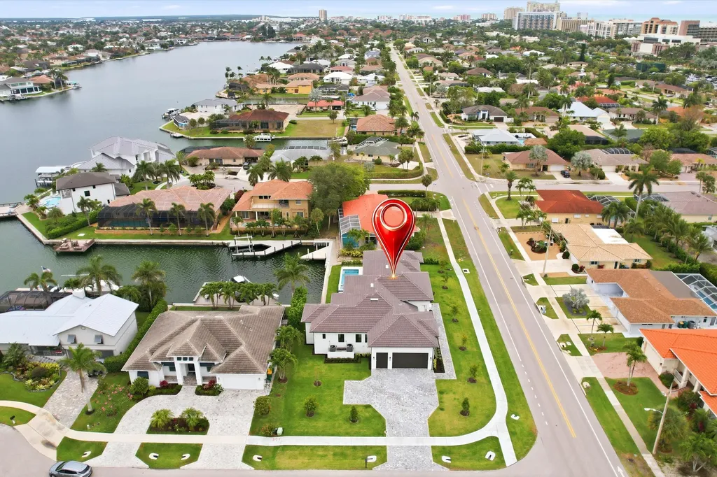 211 Landmark Street Marco Island FL 34145