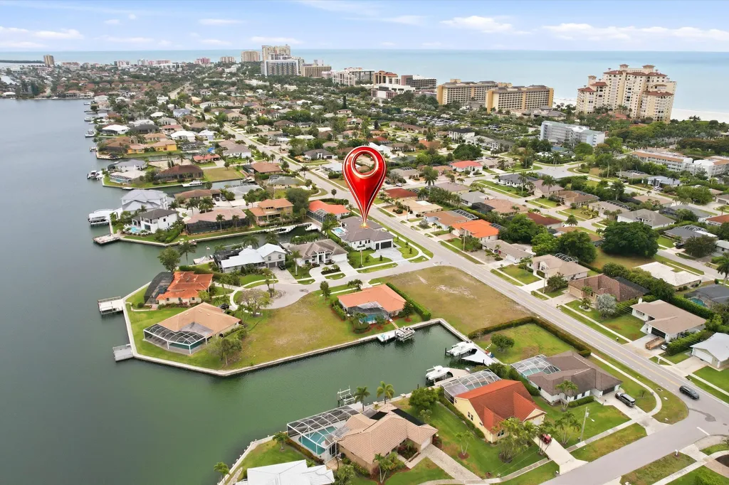 211 Landmark Street Marco Island FL 34145