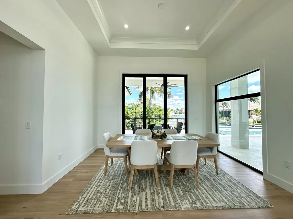 211 Landmark Street Marco Island FL 34145