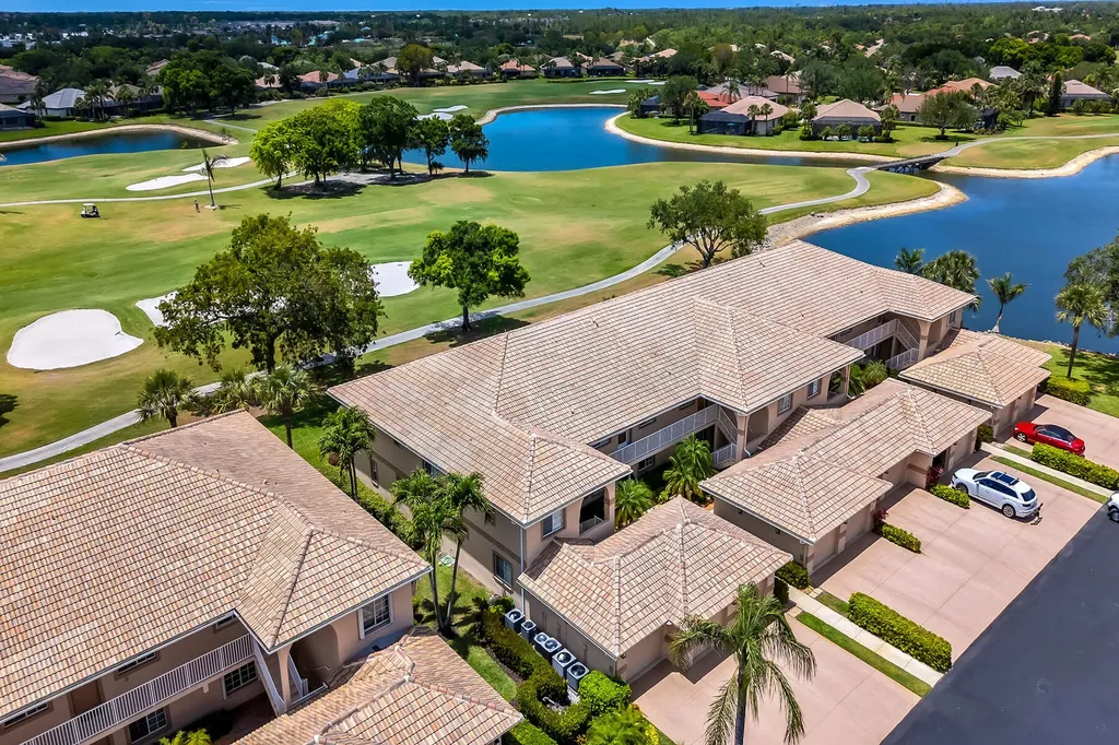 9087 Michael Circle Naples FL 34113