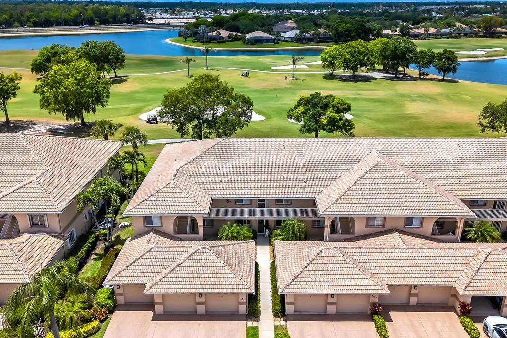 9087 Michael Circle Naples FL 34113