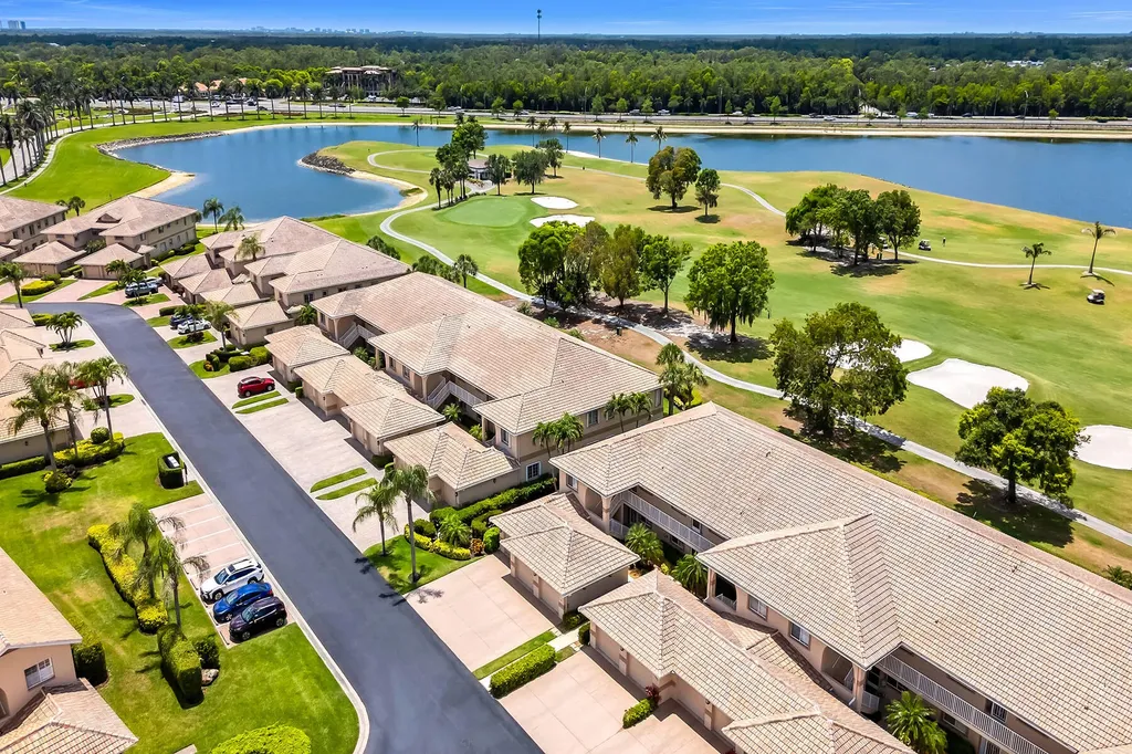 9087 Michael Circle Naples FL 34113