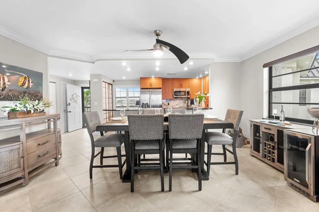 880 Huron Marco Island FL 34145