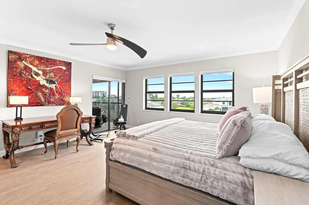 880 Huron Marco Island FL 34145