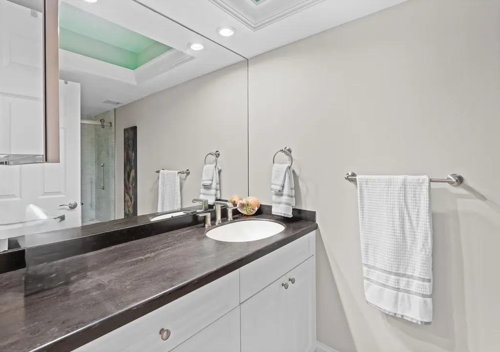 880 Huron Marco Island FL 34145