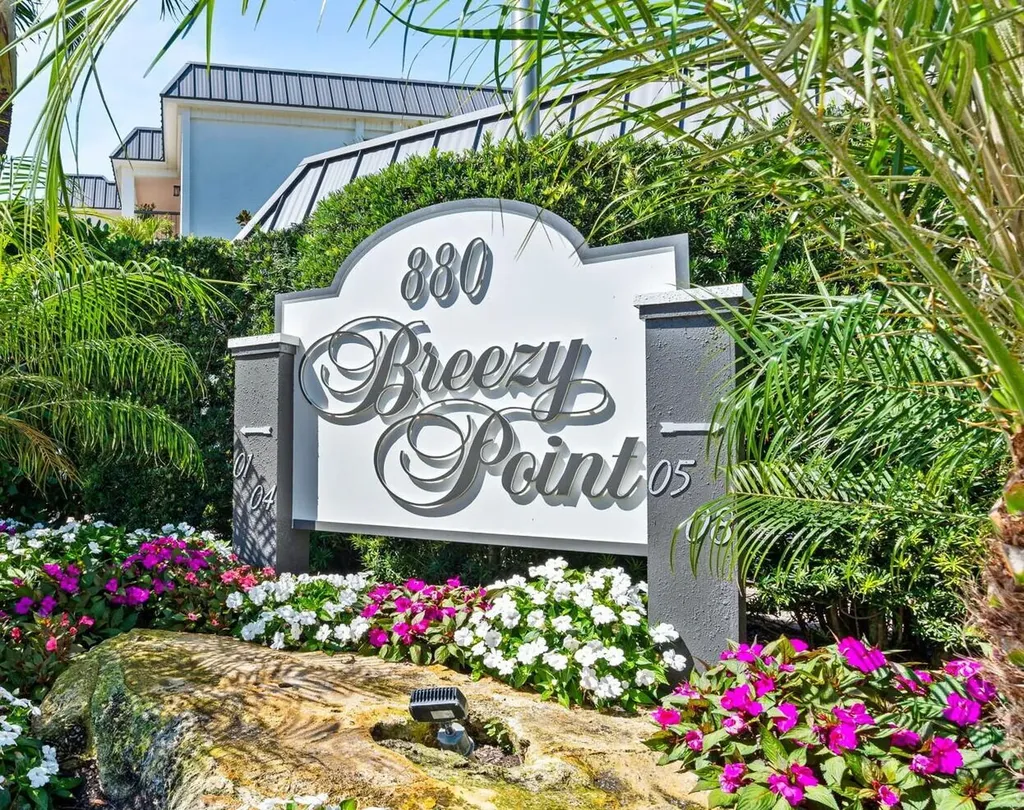 880 Huron Marco Island FL 34145