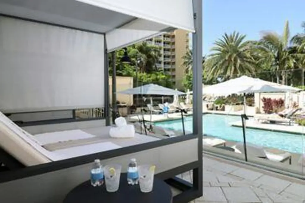 880 Huron Marco Island FL 34145