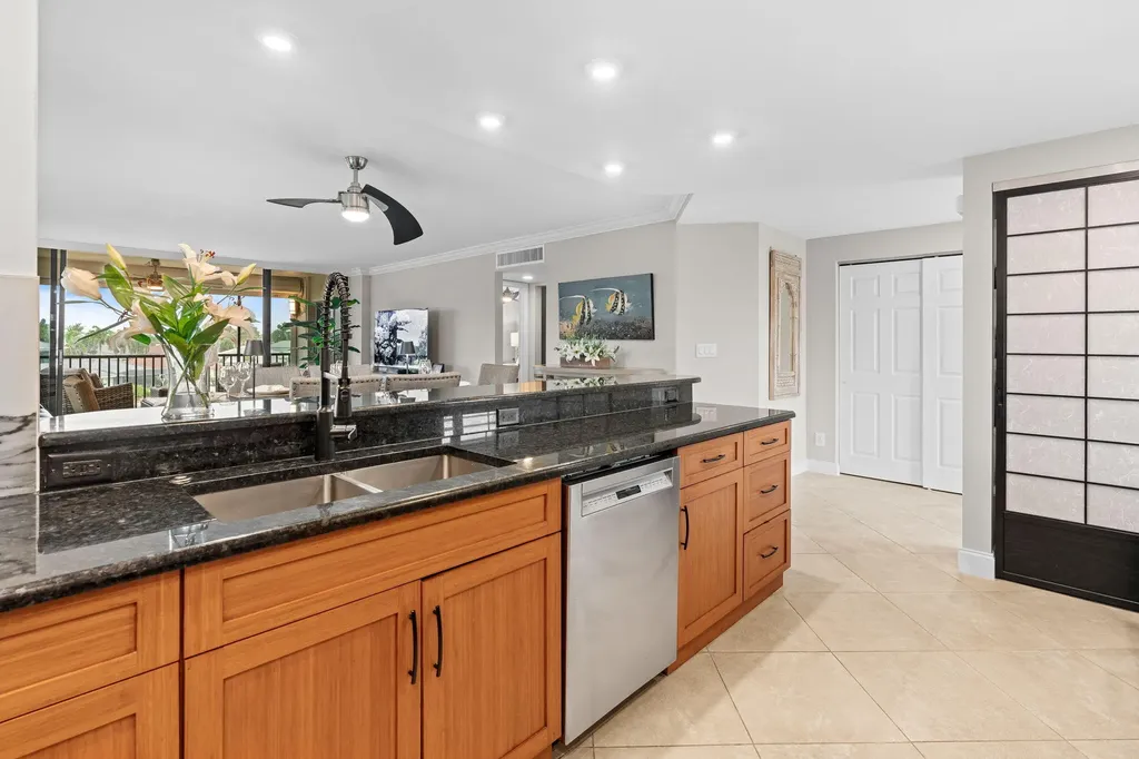 880 Huron Marco Island FL 34145